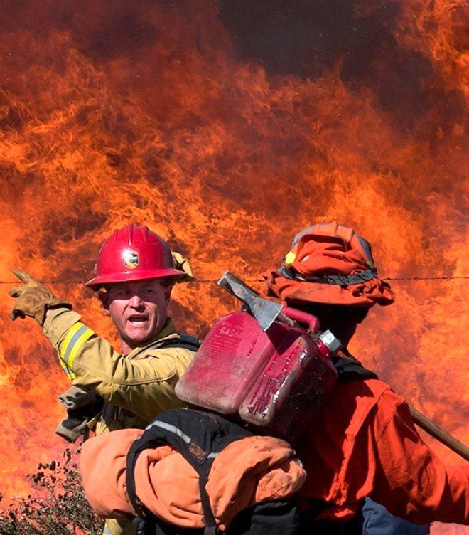 Fire Fighters (İtfaiyeciler)