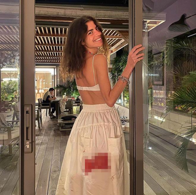 Regl tartışması büyüyor! Ünlü yazar Leandra Cohen, kanlı eteğini paylaşınca büyük tepki çekti