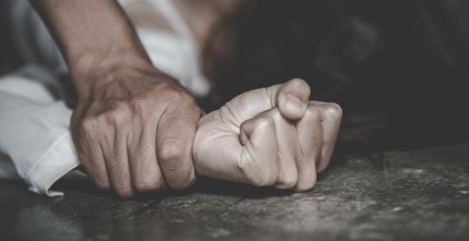 Adamı ağaca bağlayıp karısına gözü önünde tecavüz eden 4 kişinin sonu darağacı oldu