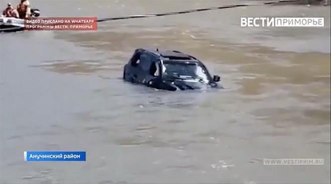 Güzellik kraliçesinin verdiği bekarlığa veda partisi kabusa döndü! Aracın içinden cansız bedenleri çıktı