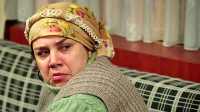 Yeşim Ceren Bozoğlu'nun sere serpe verdiği tatil pozları olay oldu