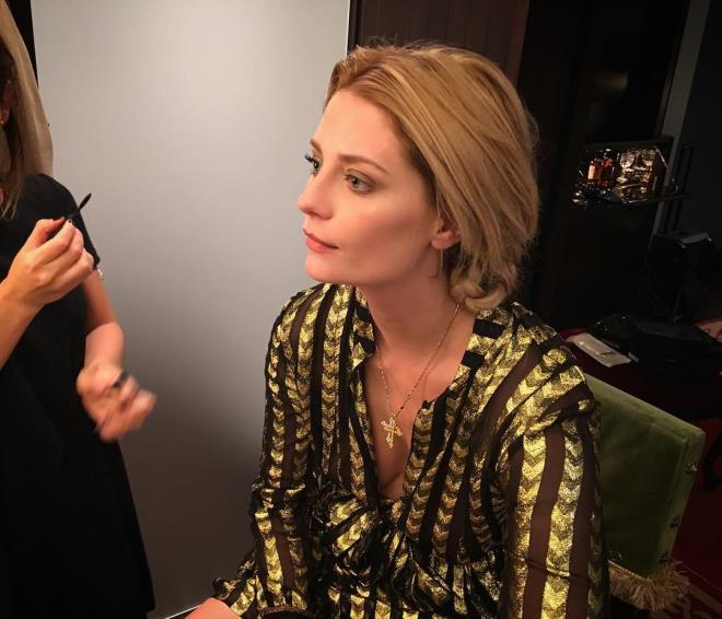 Bakire olduğu için baskı hisseden güzel oyuncu Mischa Barton itiraf etti: Sonunda biriyle birlikte oldum