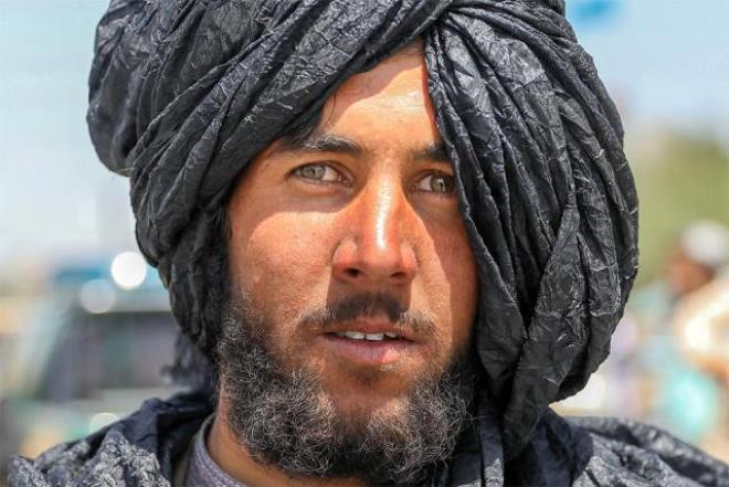 İnsanlar kaçarken ölüyor! Taliban'ın ele geçirdiği Afganistan'dan yürek burkan kareler