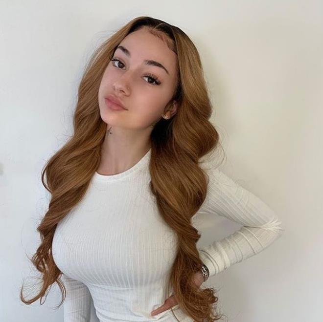 18'ine girer girmez soyunarak 6 saat içinde rekor kıran Bhad Bhabie, şu anda emekli olabilecek kadar para kazandı