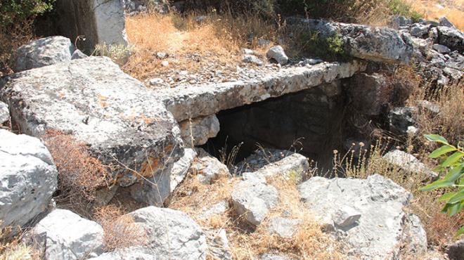 Anadolu'nun birinci konut sahiplerini herkes tanıyacak! Gizemli kent 'Thera' için çalışmalar başladı