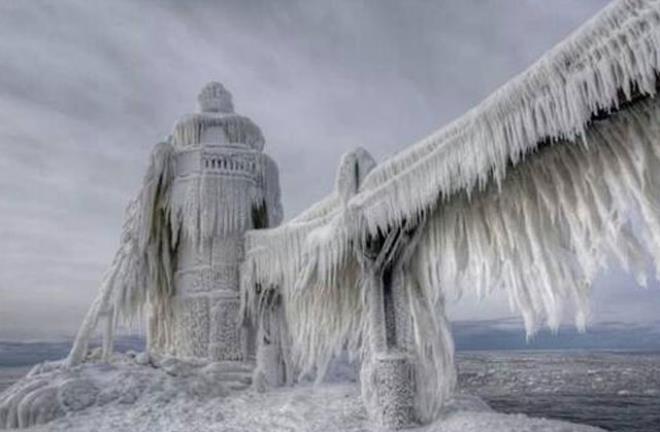 İnsanların gitmeye korktuğu dünyanın en soğuk yeri! -89 derece sıcaklıkla rekor kırdı