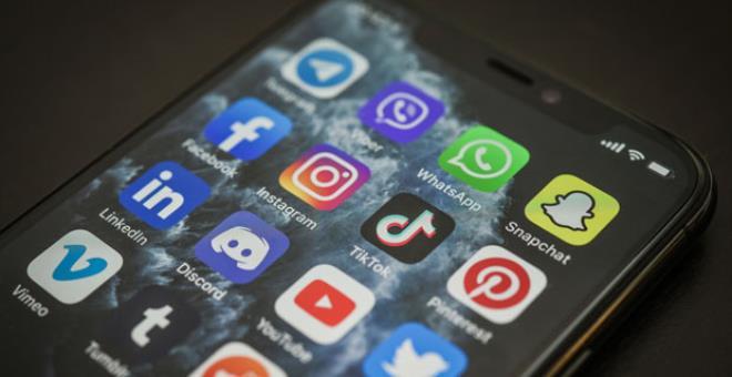 Facebook, WhatsApp ve Instagram çöktü, milyonlarca kişi Twitter'a akın etti! Paylaşımlar meskenlere şenlik