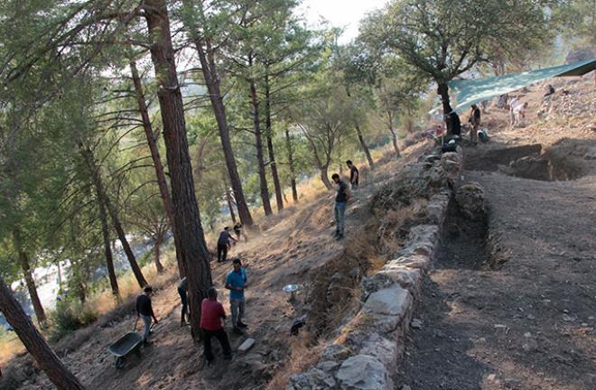 Muğla'da 2700 yıllık 60 metrelik tünel bulundu! İçini gören arkeologlar şaştı kaldı