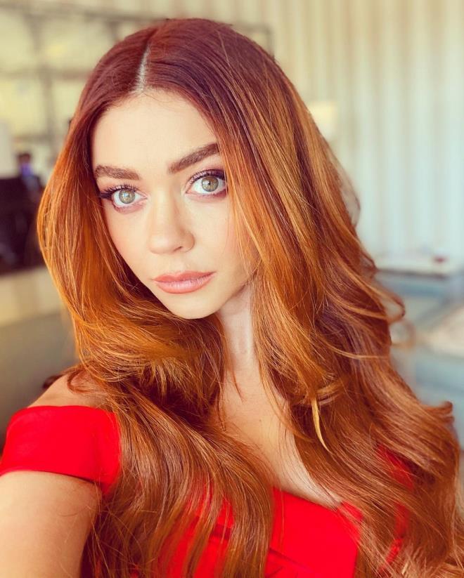 Nişanlısıyla bağlantıya girmek için 3 ay bekleyen Sarah Hyland'ın sıhhat problemleri varmış