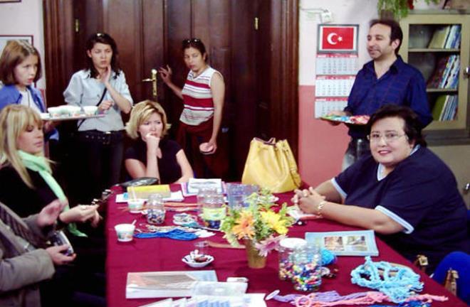 Zaman onu teğet geçmiş! Hayat Bilgisi'nin Fidan Hoca'sını bir de şimdi görün