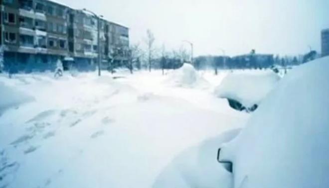 Hiç kimse beklemiyordu! İşte İstanbul'a bir gecede gelen efsanevi 1987 kar fırtınası