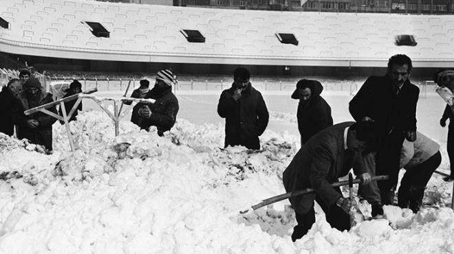 Hiç kimse beklemiyordu! İşte İstanbul'a bir gecede gelen efsanevi 1987 kar fırtınası