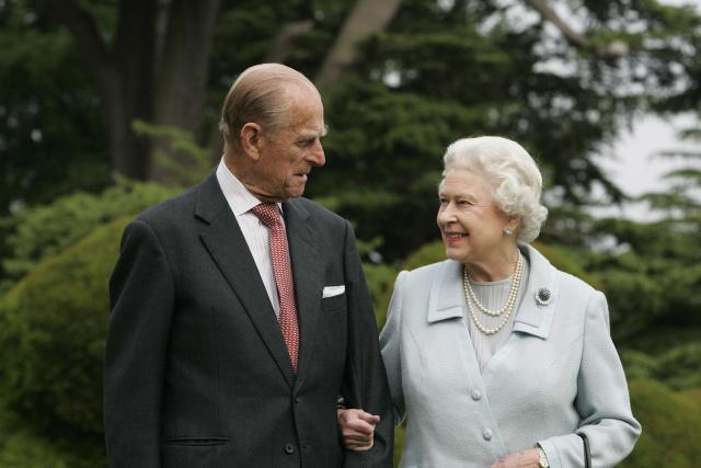 KraliçeHerkes Ölür! Gün Gelir Ölüm De Ölür! Eski Dünyanın Son Büyük Monarkı Kraliçe Elizabeth'e Dair