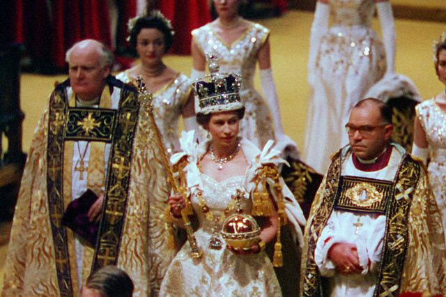 KraliçeHerkes Ölür! Gün Gelir Ölüm De Ölür! Eski Dünyanın Son Büyük Monarkı Kraliçe Elizabeth'e Dair