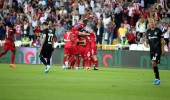 Beşiktaş Kan Kaybetmeye Devam Ediyor