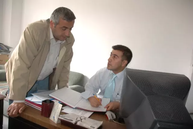 Bedava Estetik Ameliyatına Rağmet Bedava Estetik Ameliyatına Rağmet