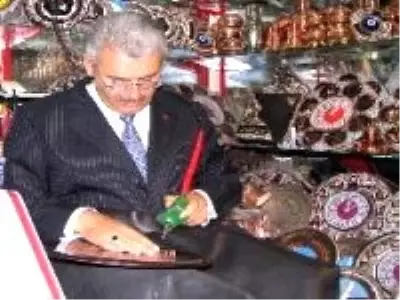 Ulaştırma eski Bakanı Yıldırım, bakır işlemeciliğine özendi