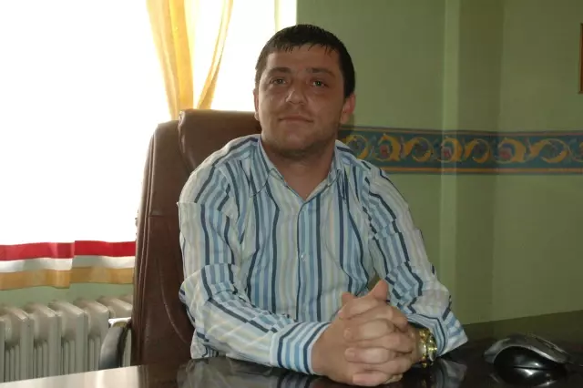 Gül'e Maskeli Destek Gül'e Maskeli Destek
