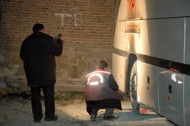 Malatya'da Bir Yolcu Otobüsüne Kundaklama Girişimi Malatya'da Bir Yolcu Otobüsüne Kundaklama Girişimi
