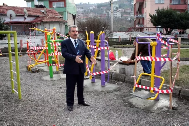 Zonguldak�ta ev hanımları için spor aletleri olan parklar yapılıyor