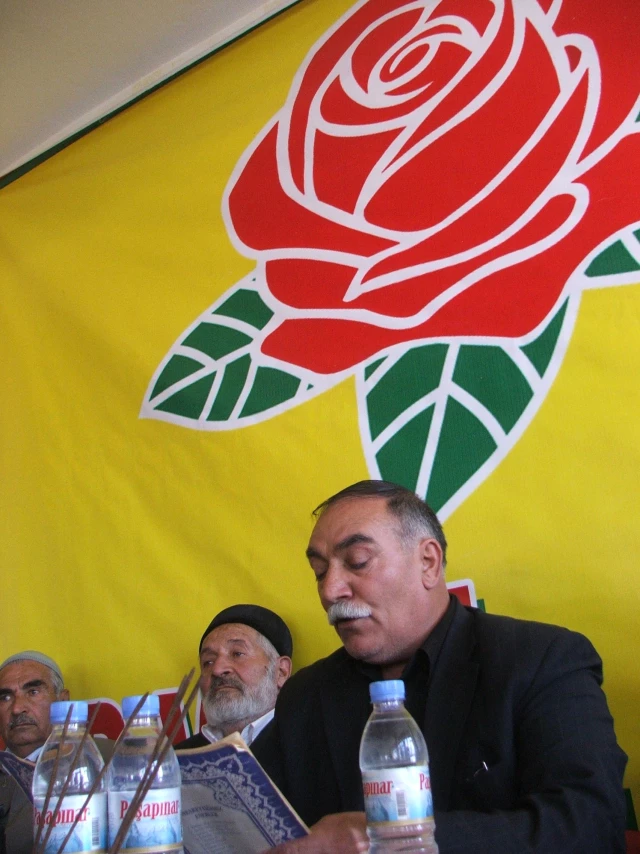 DTP'li Emekli İmamlar, Hz. Muhammed ile PKK'lı töristleri yan yana