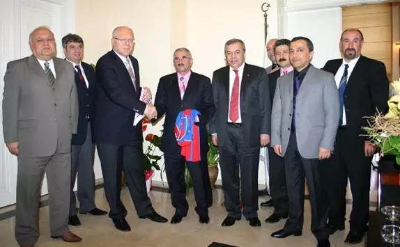 Kardemir Karabükspor yönetimi, TFF Başkanı Doğan'ı ziyaret etti Kardemir Karabükspor yönetimi, TFF Başkanı Doğan'ı ziyaret etti