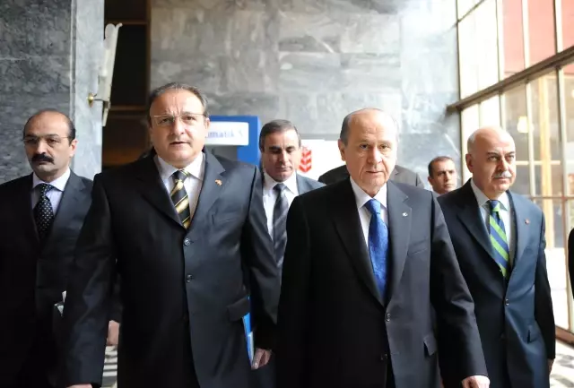 Devlet Bahçeli: 'Her imkanı kullanarak 301'e karşı çıkacağız' Devlet Bahçeli: 'Her imkanı kullanarak 301'e karşı çıkacağız'