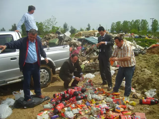 Tarihi Geçmiş Gıda Maddeleri İmha Edildi Tarihi Geçmiş Gıda Maddeleri İmha Edildi