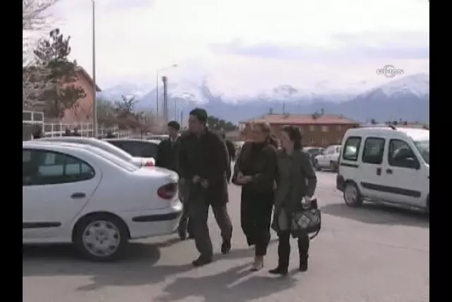 Erzincan Üniversitesi Rektörü Prof. Dr. Büyükkasap, Üniversite'de Yaşanan Olayları Değerlendirdi Erzincan Üniversitesi Rektörü Prof. Dr. Büyükkasap, Üniversite'de Yaşanan Olayları Değerlendirdi