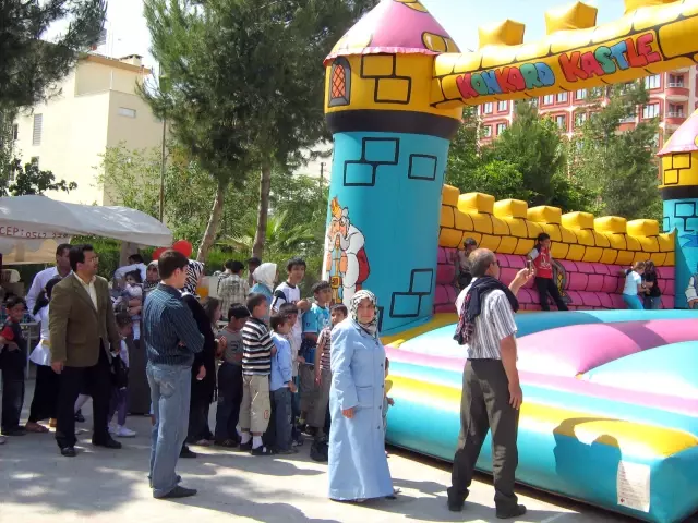Kilis Özel Mehmet Döğme İlköğretim Okulu, Bahar Şenliği Etkinliği Düzenledi Kilis Özel Mehmet Döğme İlköğretim Okulu, Bahar Şenliği Etkinliği Düzenledi