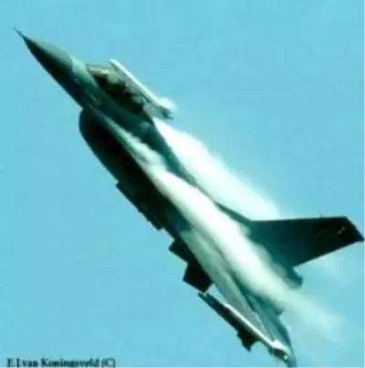 Irak'ın Kuzeyine Hava Taarruzu Irak'ın Kuzeyine Hava Taarruzu