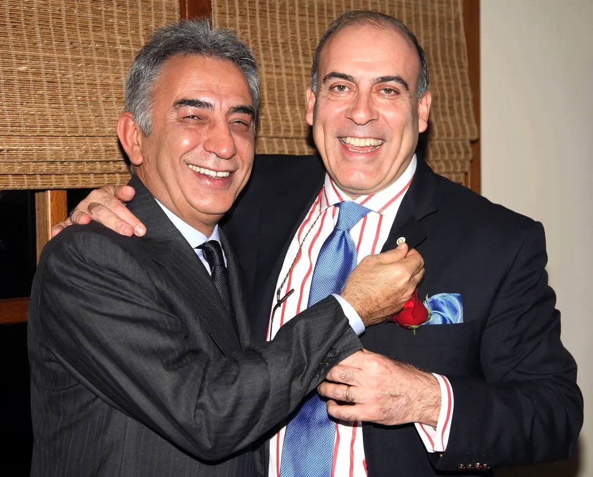 Muhtar Kent E Galatasaray Rozeti Spor
