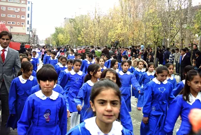 Yüksekova'da Cuma Günü Okullar Tatil Edildi Yüksekova'da Cuma Günü Okullar Tatil Edildi