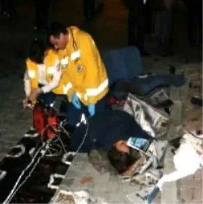 Kamyon 8 Araca Çarptı: 4 Ölü, 14 Yaralı Kamyon 8 Araca Çarptı: 4 Ölü, 14 Yaralı