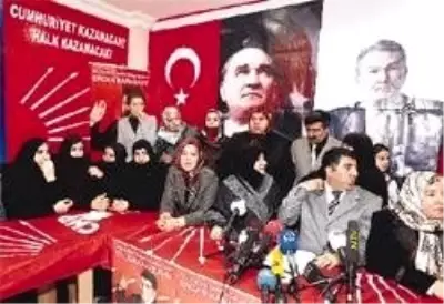 Hizmet İçin CHP'deyiz Hizmet İçin CHP'deyiz