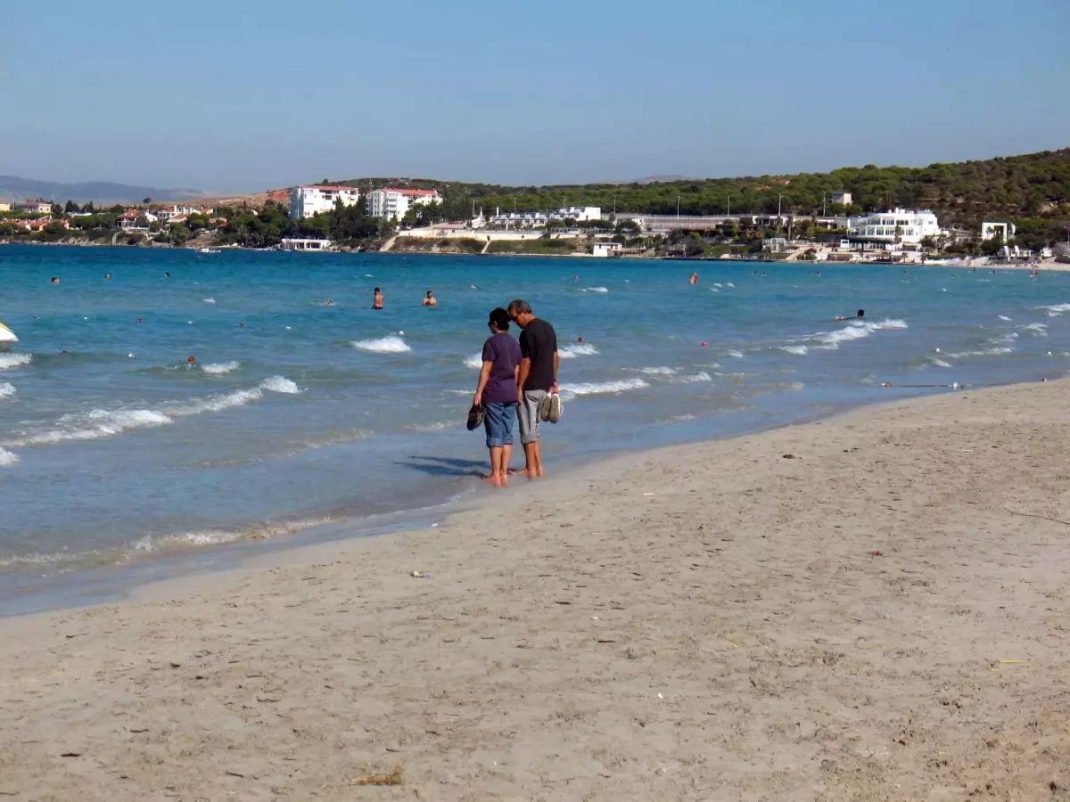 ekim de cesme de hala denize giriliyor haberler