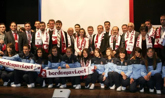 Trabzonspor Taraftar Ödülleri Sahiplerini Buldu