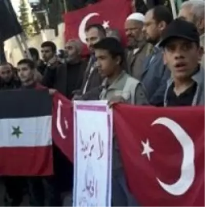 Filistin Konvoy Krizinde 15 Gözaltı Filistin Konvoy Krizinde 15 Gözaltı