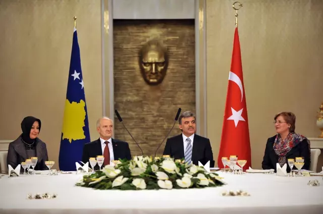 cumhurbaskani gul turkiye kosova yi