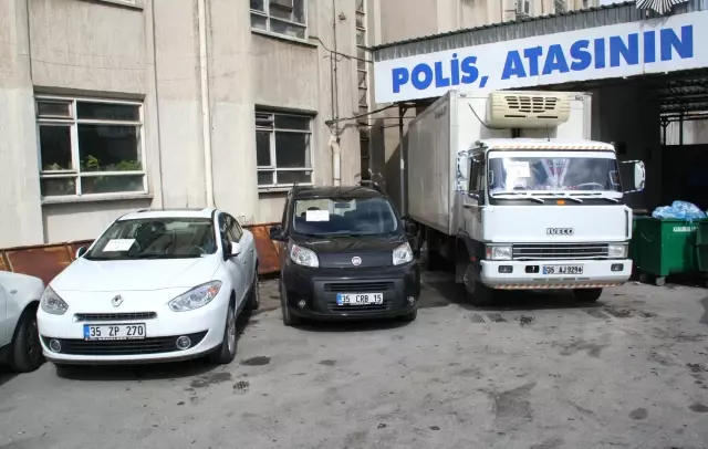 'Papaz Büyüsü'nü Bozdurmak İçin Çalıştığı Bankadaki Müşterilerin Hesabını Boşalttı
