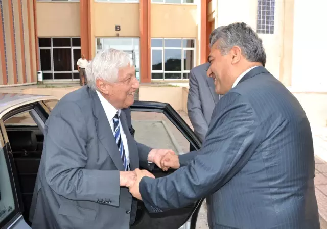 Kale Grubu Kurucusu İbrahim Bodur, Çomü'yü Ziyaret Etti Kale Grubu Kurucusu İbrahim Bodur, Çomü'yü Ziyaret Etti