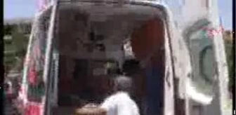 Malatya - Yolcu Otobüsü Kamyona Çarptı: 13 Kişi Yaralı