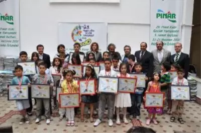 877 Bin 660 Başvuruyla Rekor Kıran Pınar Kido Resim Yarışması'nda Ödüller Sahiplerini Buldu! 877 Bin 660 Başvuruyla Rekor Kıran Pınar Kido Resim Yarışması'nda Ödüller Sahiplerini Buldu!