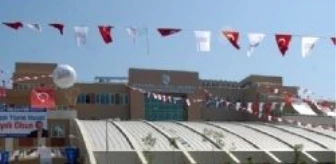 
Değirmenönü Spor Salonu Hizmete Açıldı