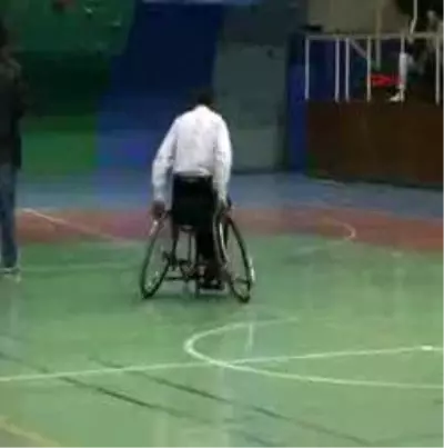 Görme ve Bedensel Engelliler Arasında Oryantiring Yarışı Yapıldı