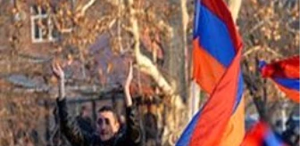 Erivan Belediye Başkanı İstifa Etti