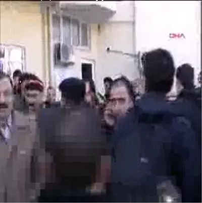 Kıvırcık Ali'nin Sanatçı Dostları Şokta