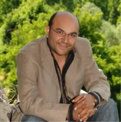 Kıvırcık Ali Öldü