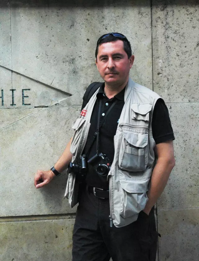 Merih Akoğul’un Kayıp Ruhlar Adlı Fotoğraf Sergisi Merih Akoğul’un Kayıp Ruhlar Adlı Fotoğraf Sergisi