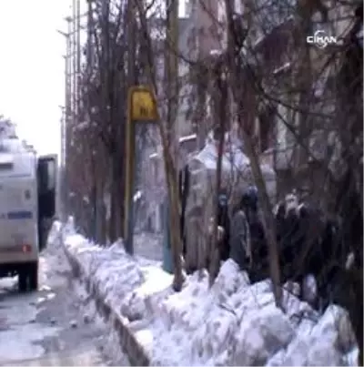 Yüksekova'da Olaylar 2. Gününde Yüksekova'da Olaylar 2. Gününde